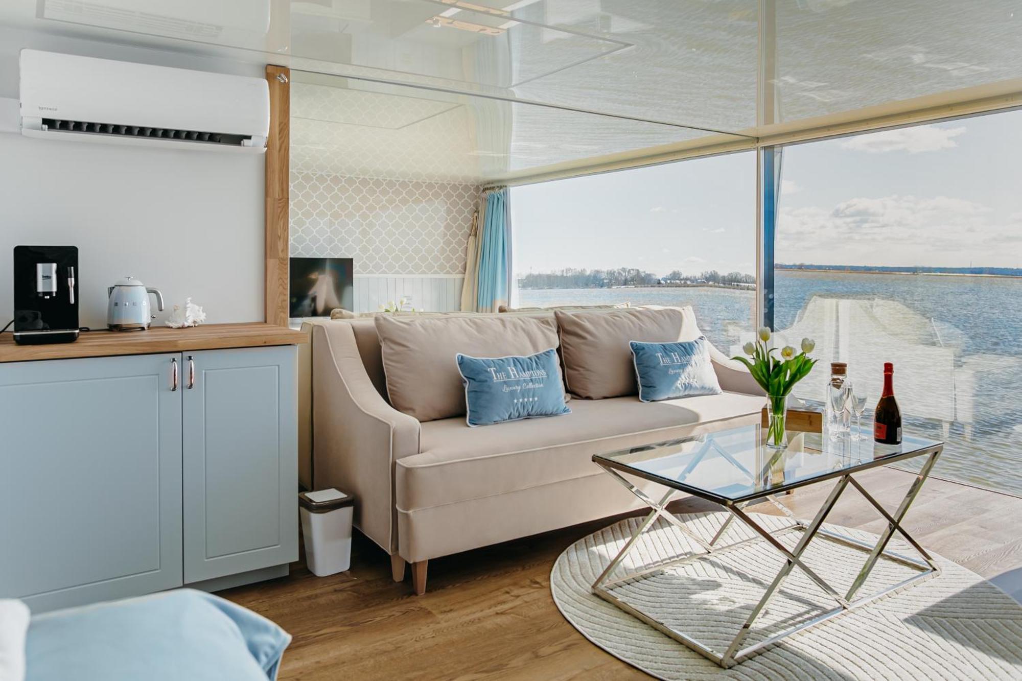 Grand Ht Houseboats - Domki Na Wodzie - Sauna, Jacuzzi, Kominek Mielno  Habitación foto